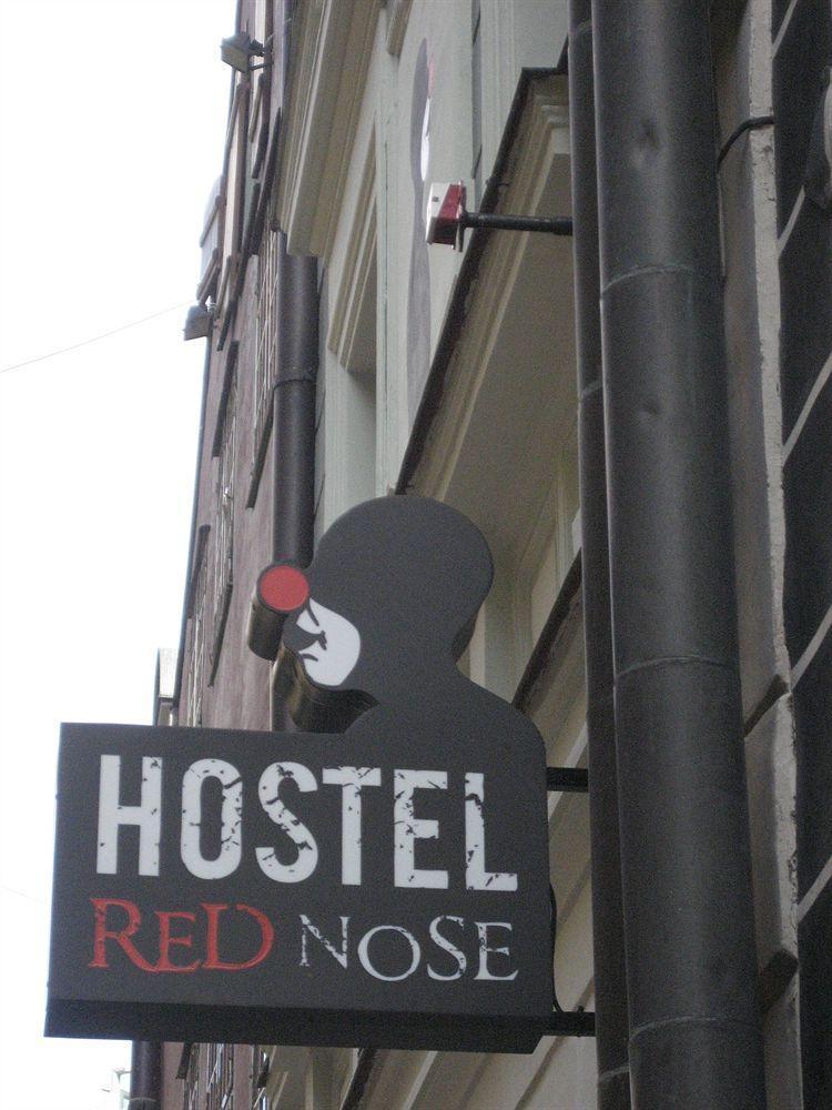Red Nose Hostel With Self-Check In Riga Esterno foto