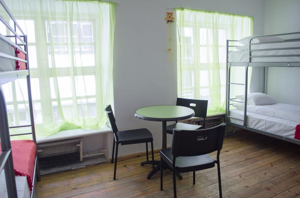 Red Nose Hostel With Self-Check In Riga Esterno foto