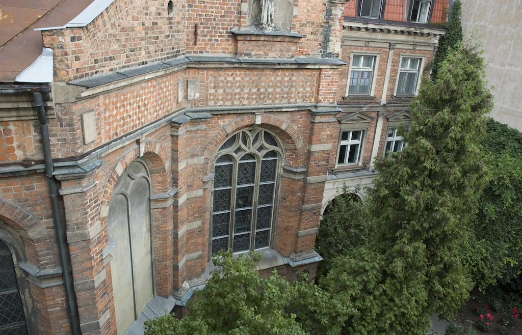 Red Nose Hostel With Self-Check In Riga Esterno foto